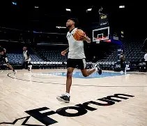 关于马拉松夜战：瓯越灰熊队读秒扳平中原貔貅队，主帅临场妙招边路成突破口的信息-ipad版